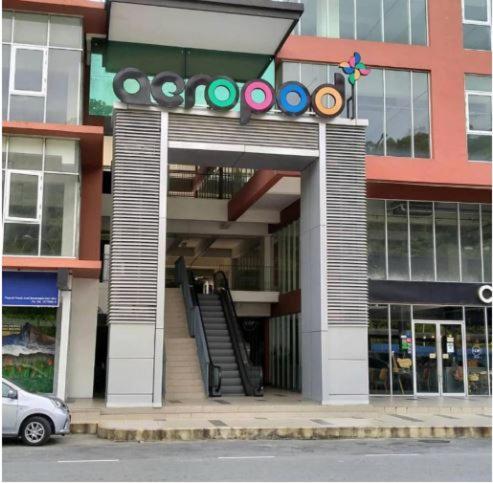 H&F Homestay The Two Owls Nest Aeropod Sovo Studio Room - 2 Queen Bed - Near Airport - Free Parking Kota Kinabalu Exteriér fotografie